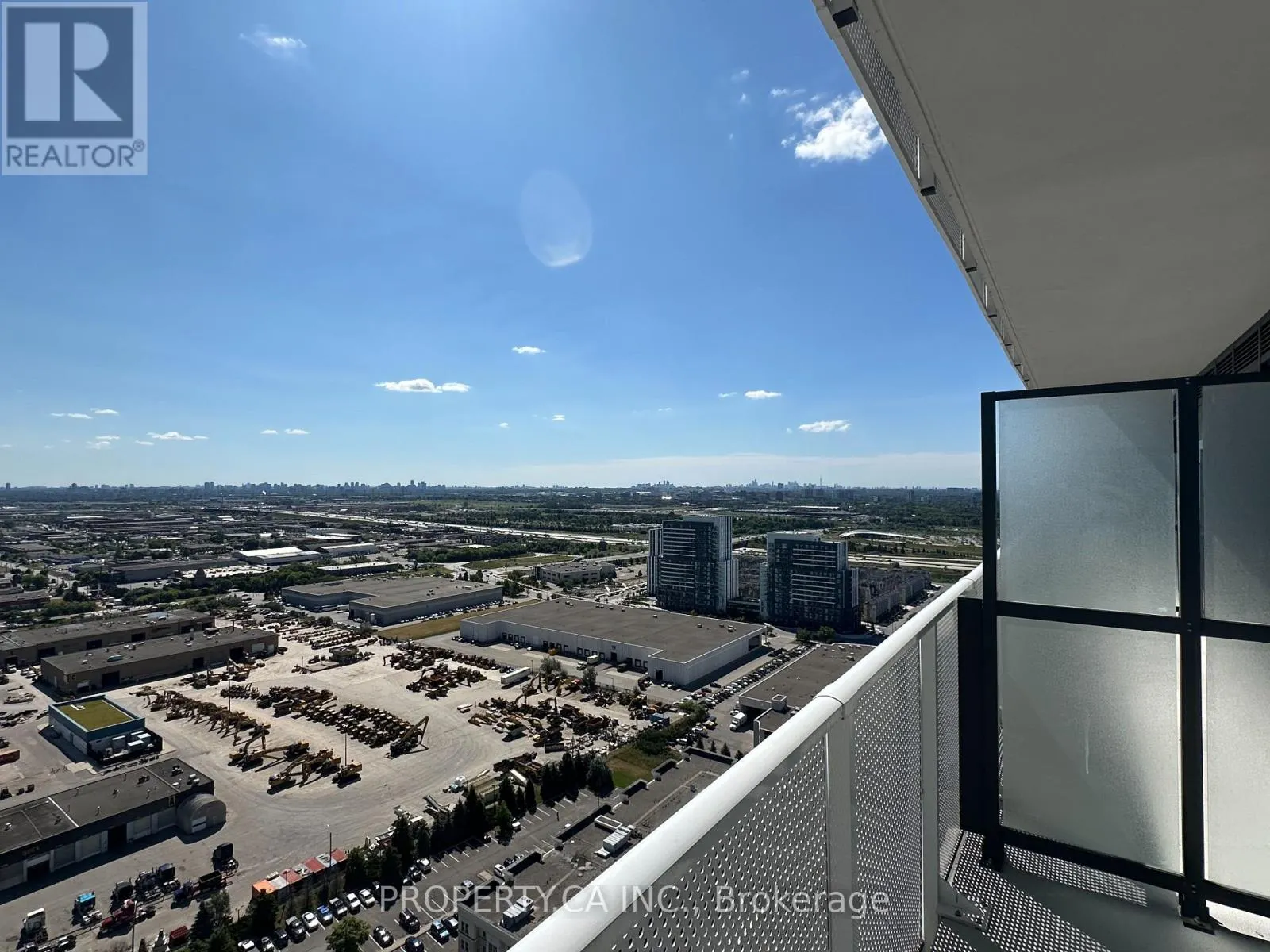 3306 - 28 INTERCHANGE WAY