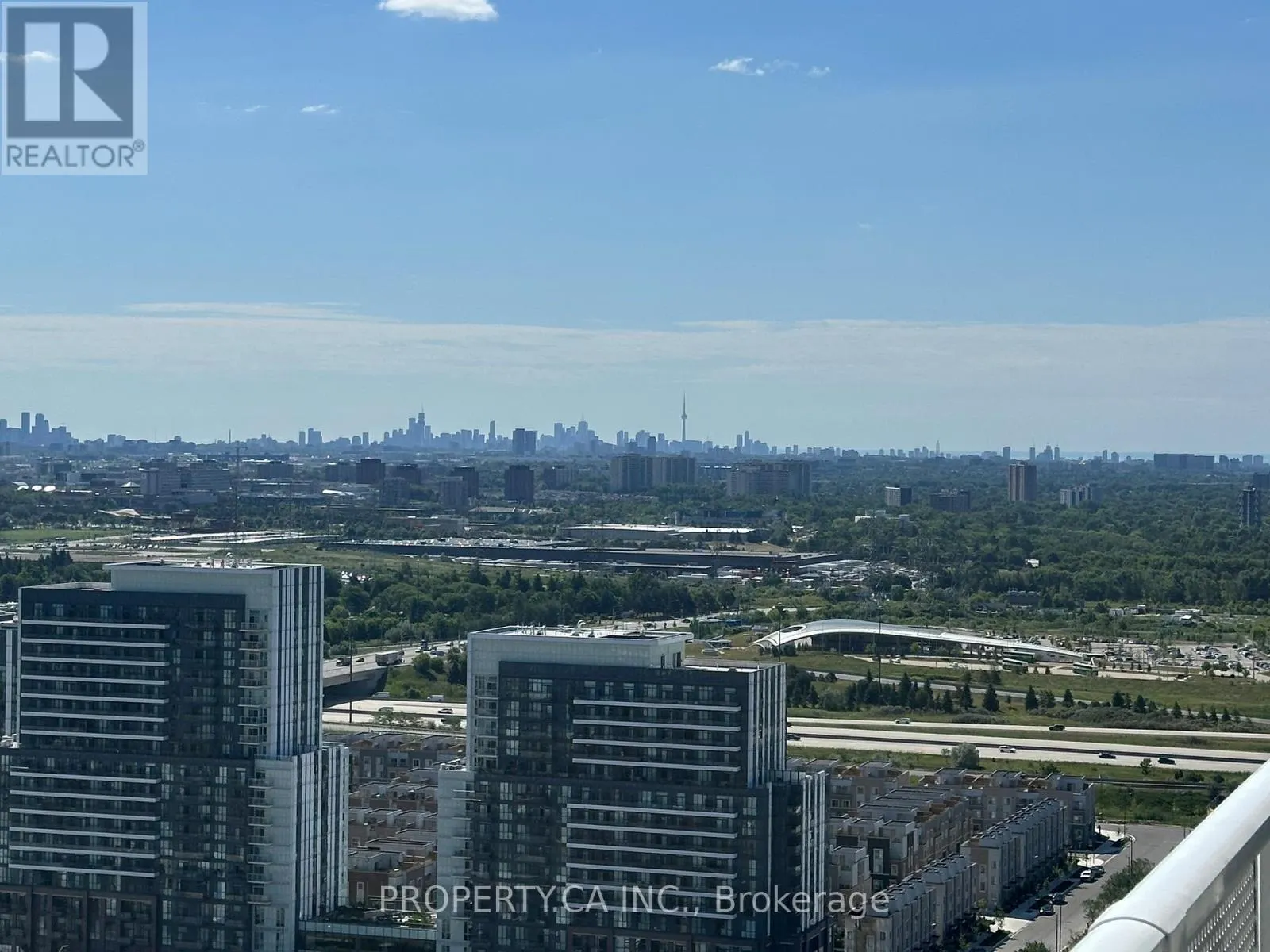 3306 - 28 INTERCHANGE WAY