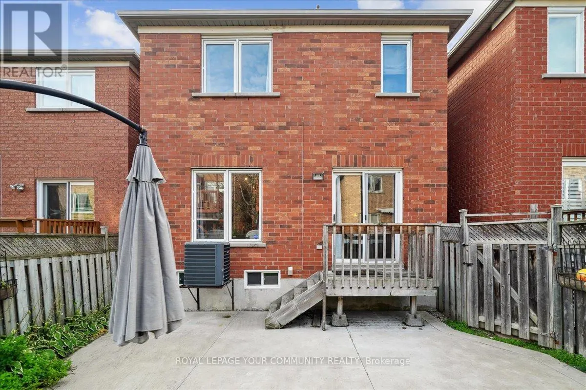 35 TIMBERVIEW DRIVE