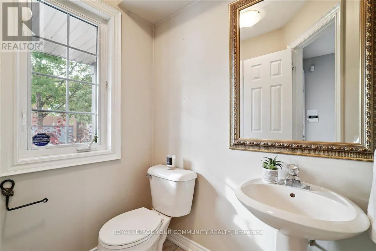 35 TIMBERVIEW DRIVE