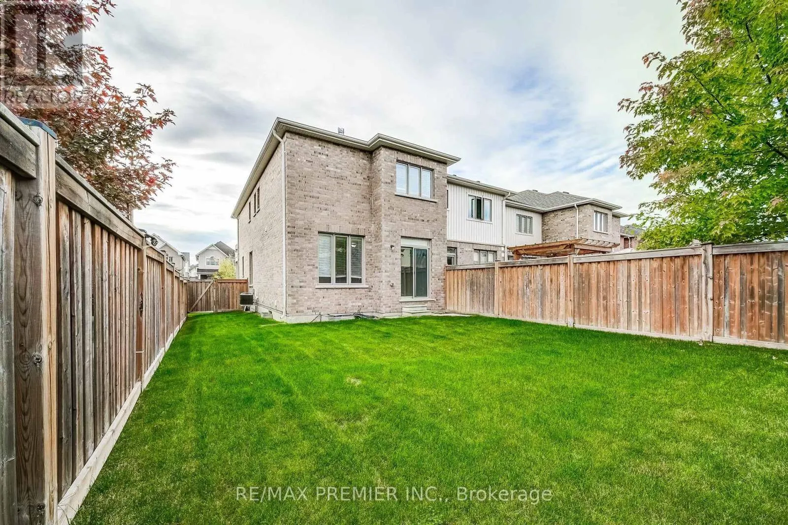 44 WEAVER TERRACE