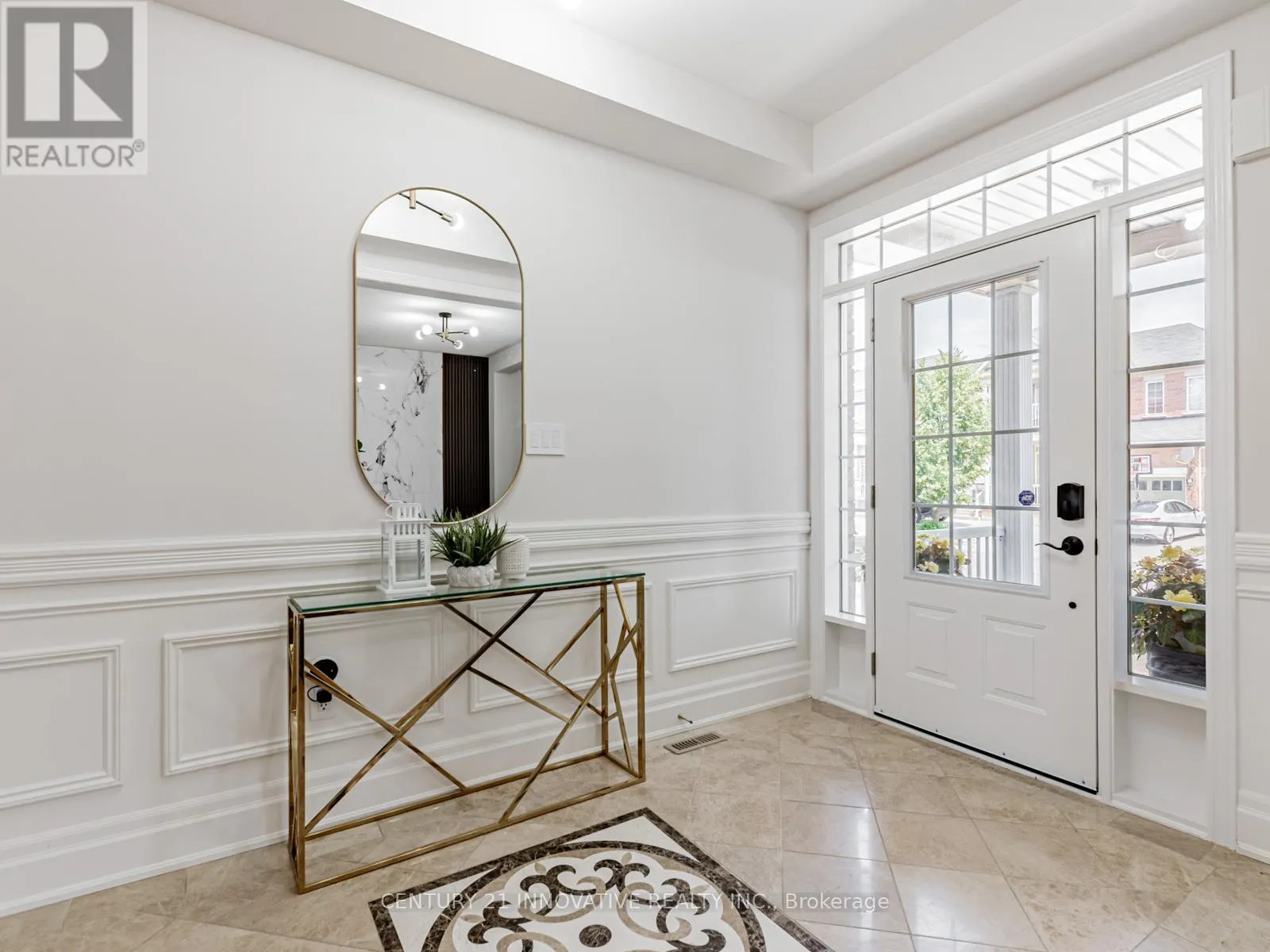 7 STONECHURCH CRESCENT