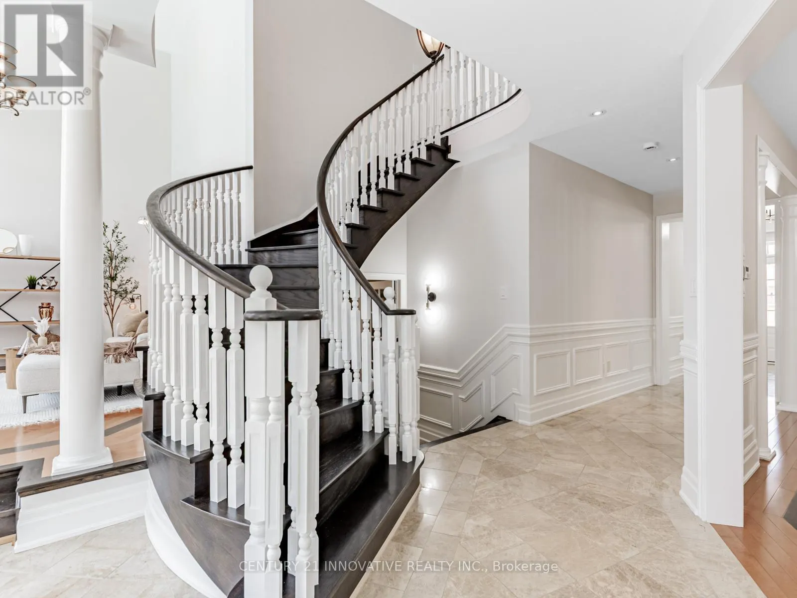 7 STONECHURCH CRESCENT
