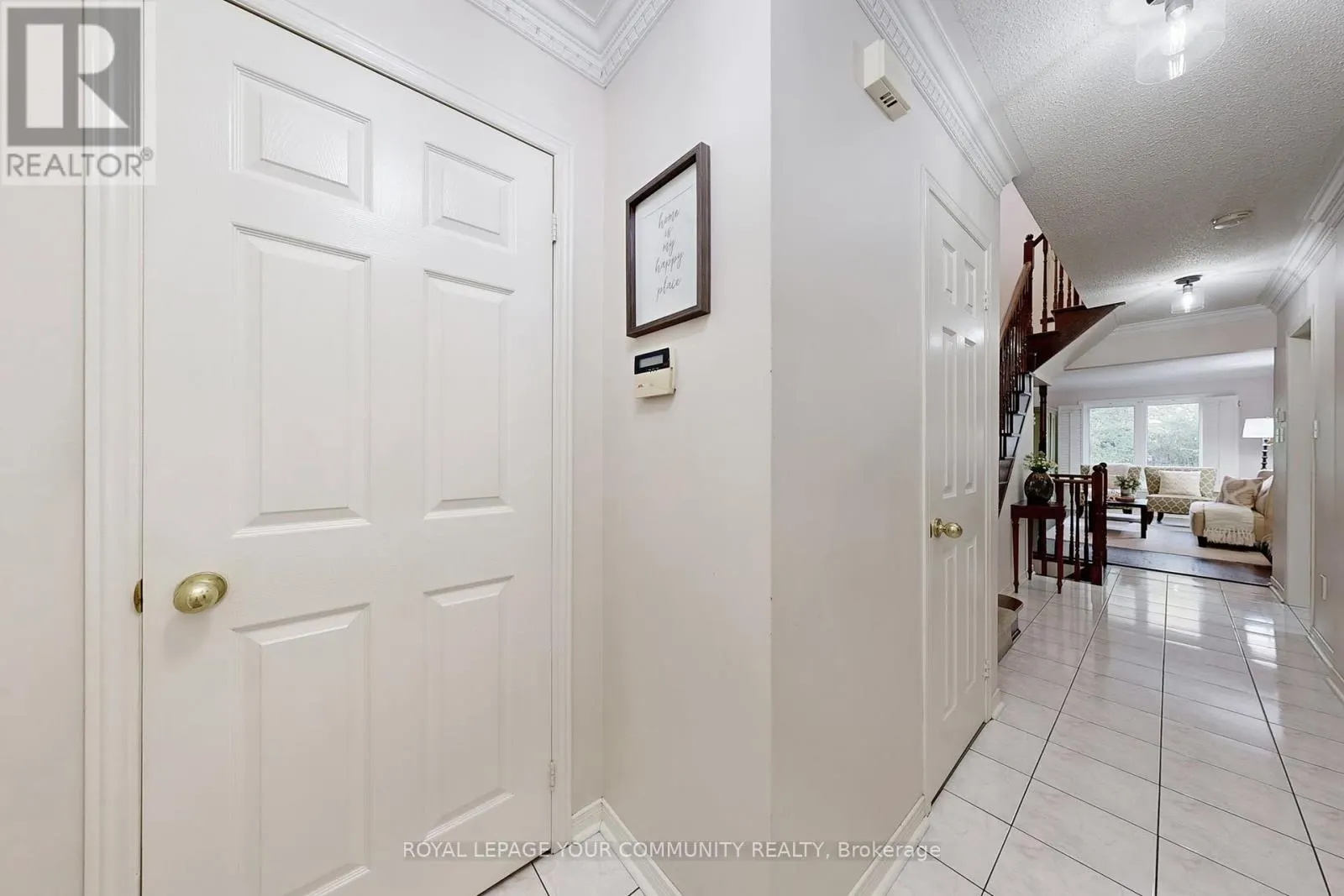 44 TUMBLEWEED COURT