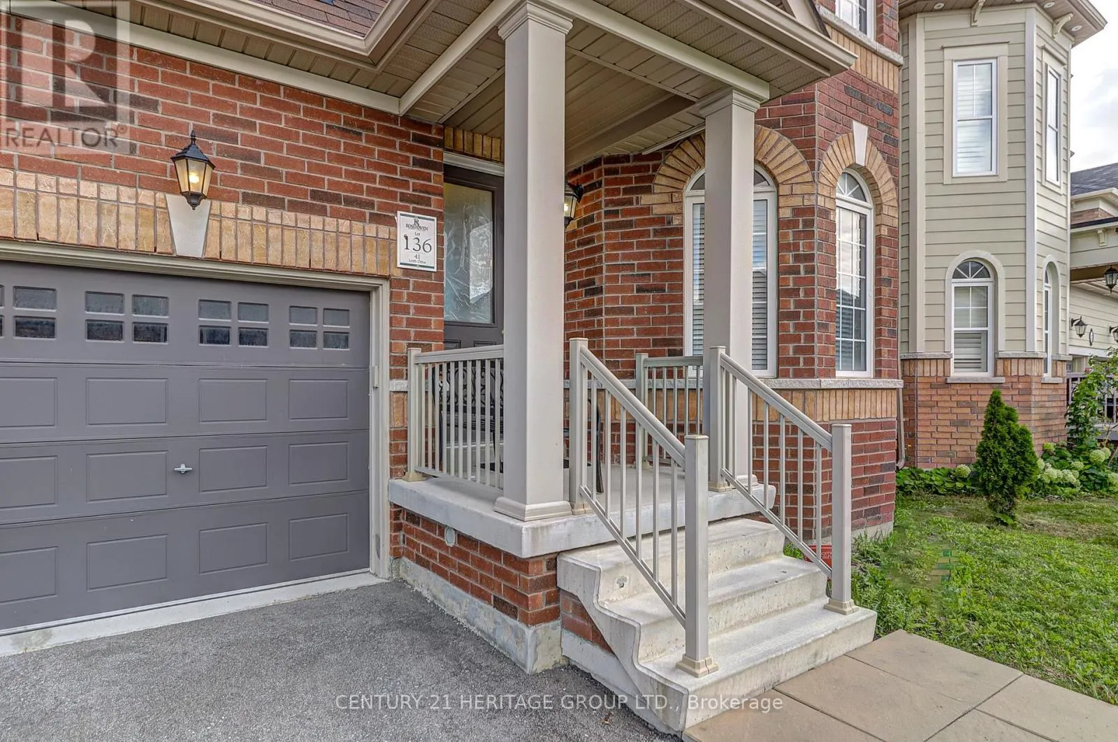 41 LEITH DRIVE