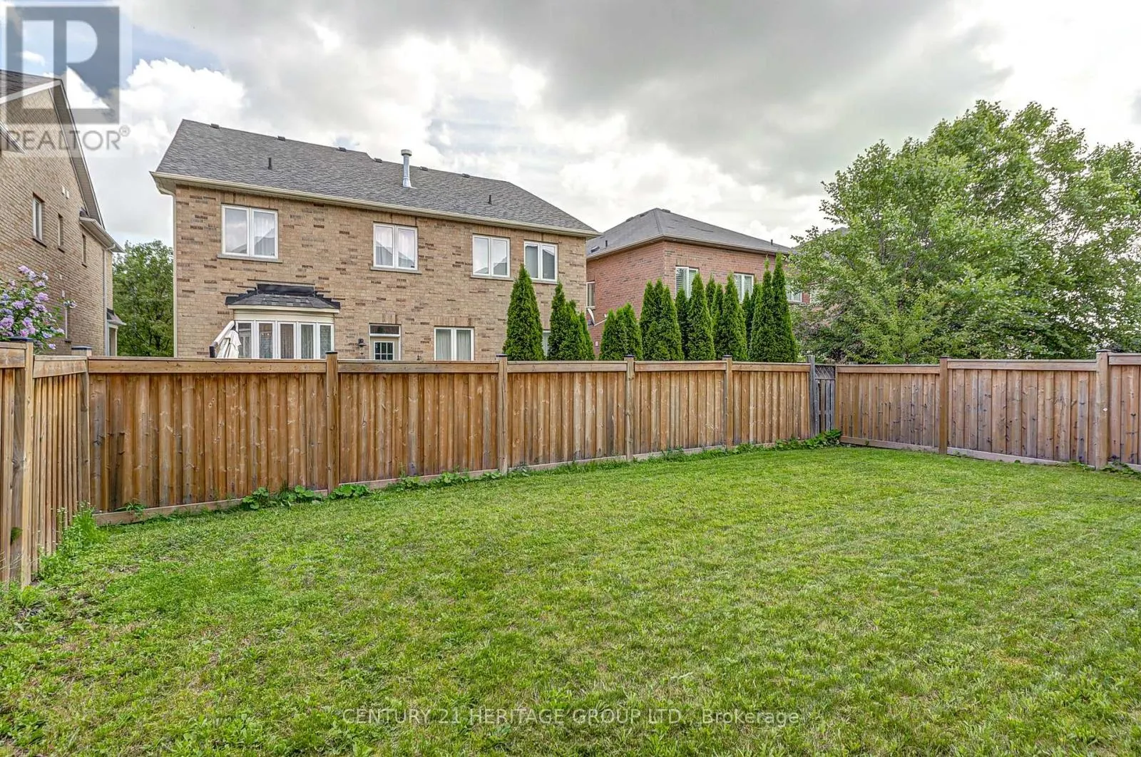 41 LEITH DRIVE