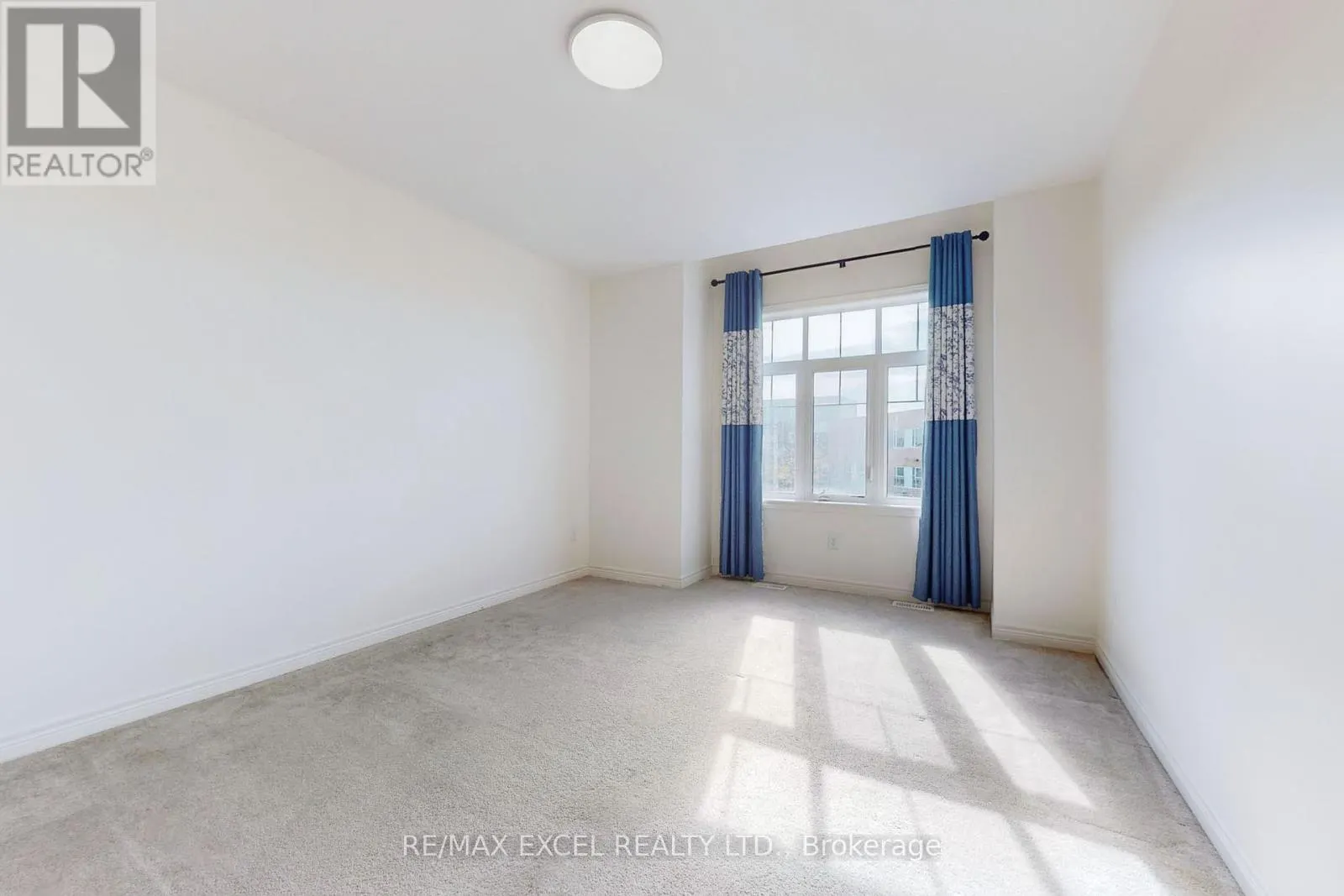 6 KAVANAGH AVENUE