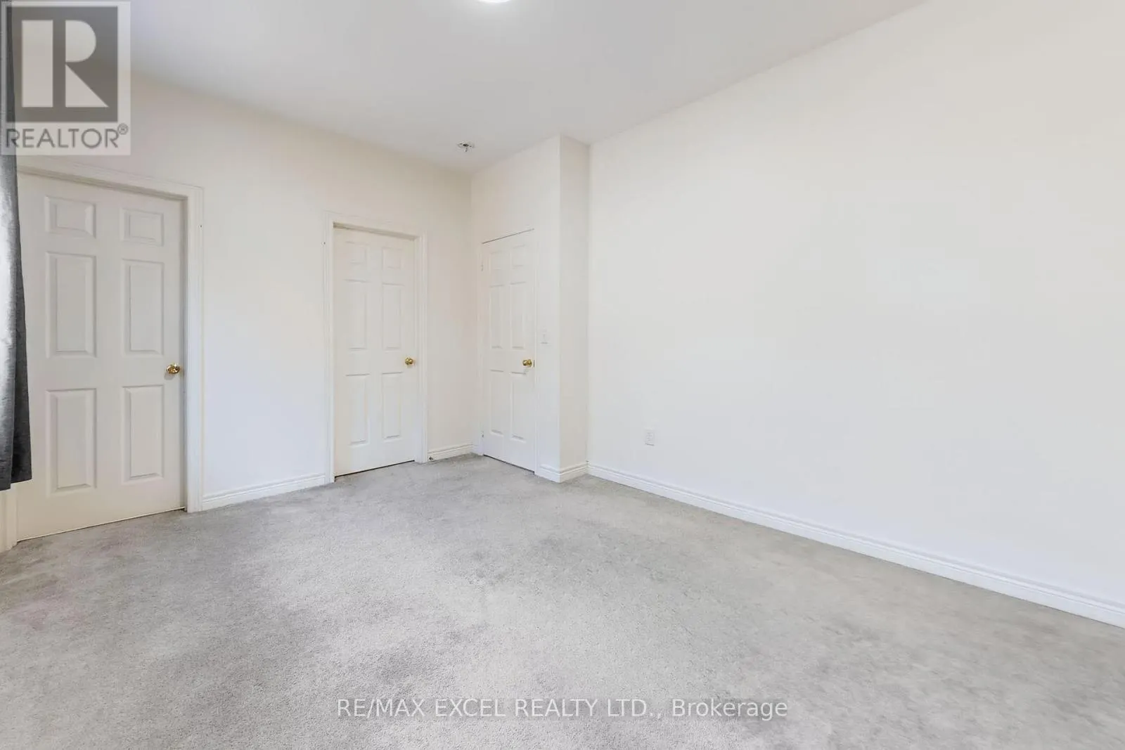 6 KAVANAGH AVENUE
