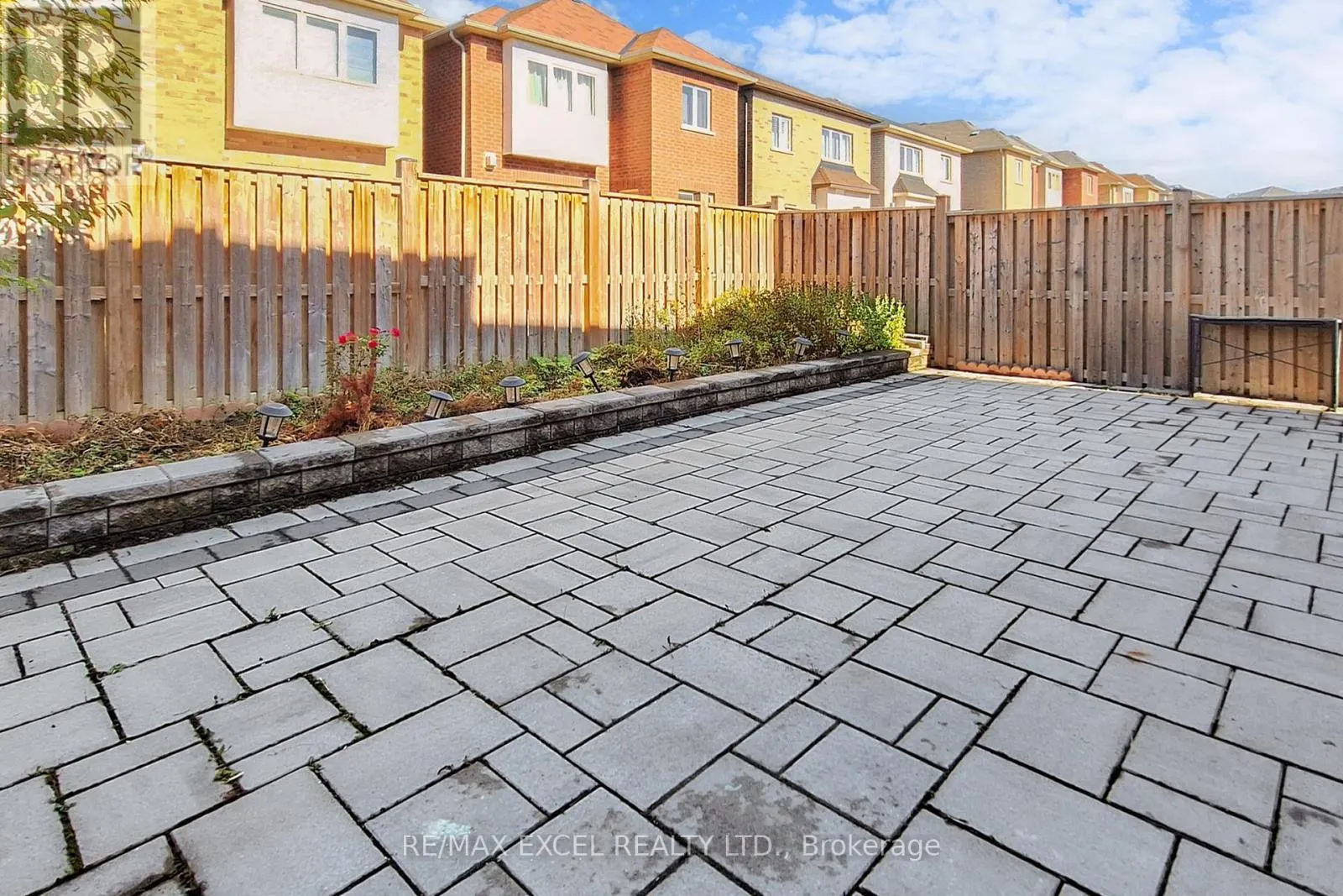 6 KAVANAGH AVENUE