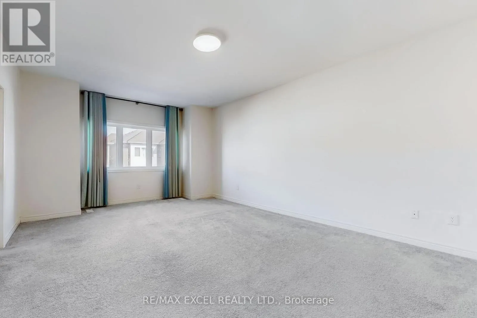 6 KAVANAGH AVENUE
