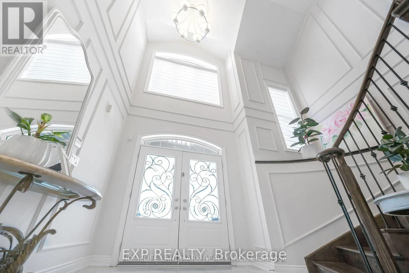 25 LADDER CRESCENT
