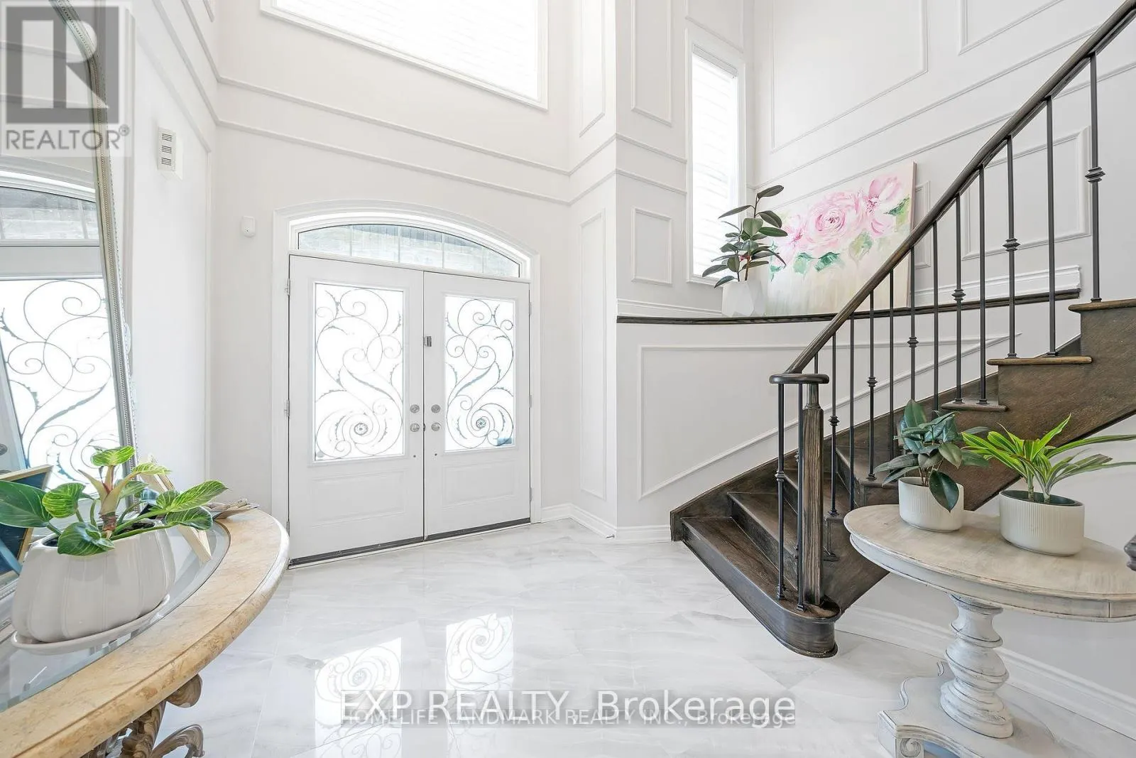 25 LADDER CRESCENT