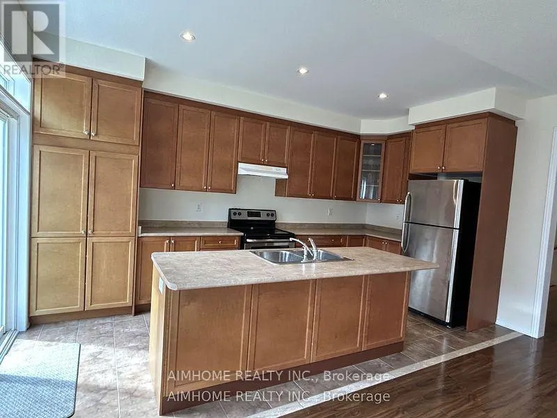 1255 BLENCOWE CRESCENT