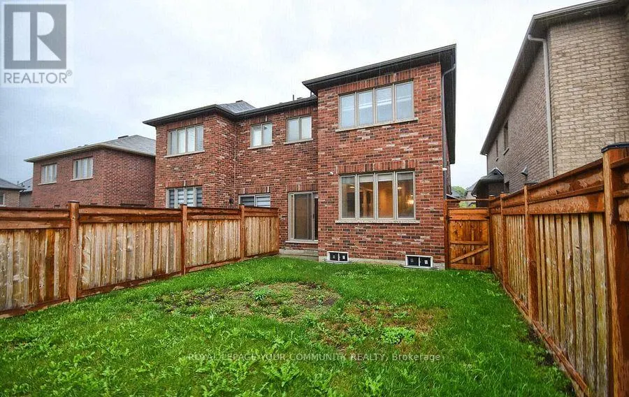 590 SWEETWATER CRESCENT