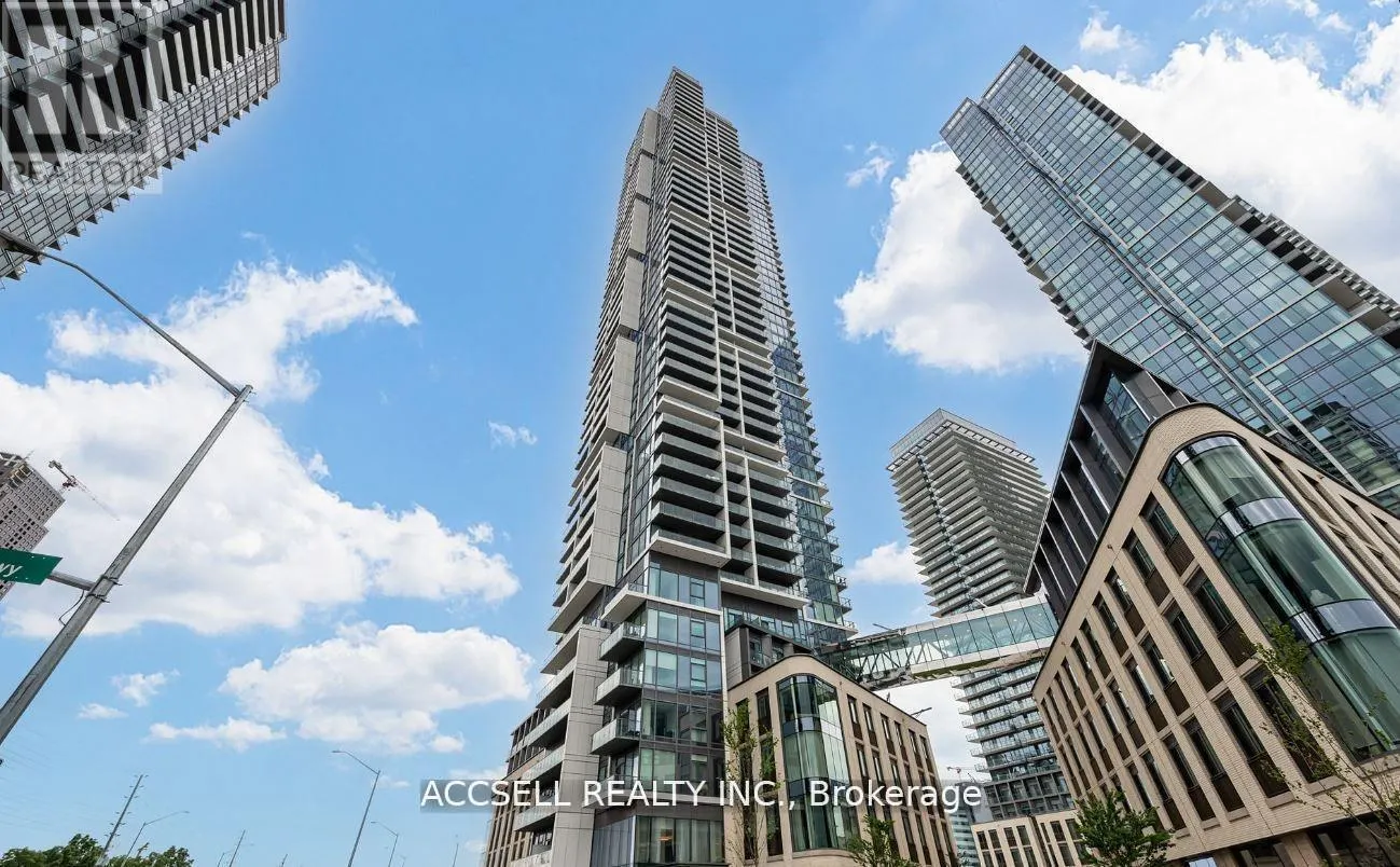 W2805 - 185 MILLWAY AVENUE