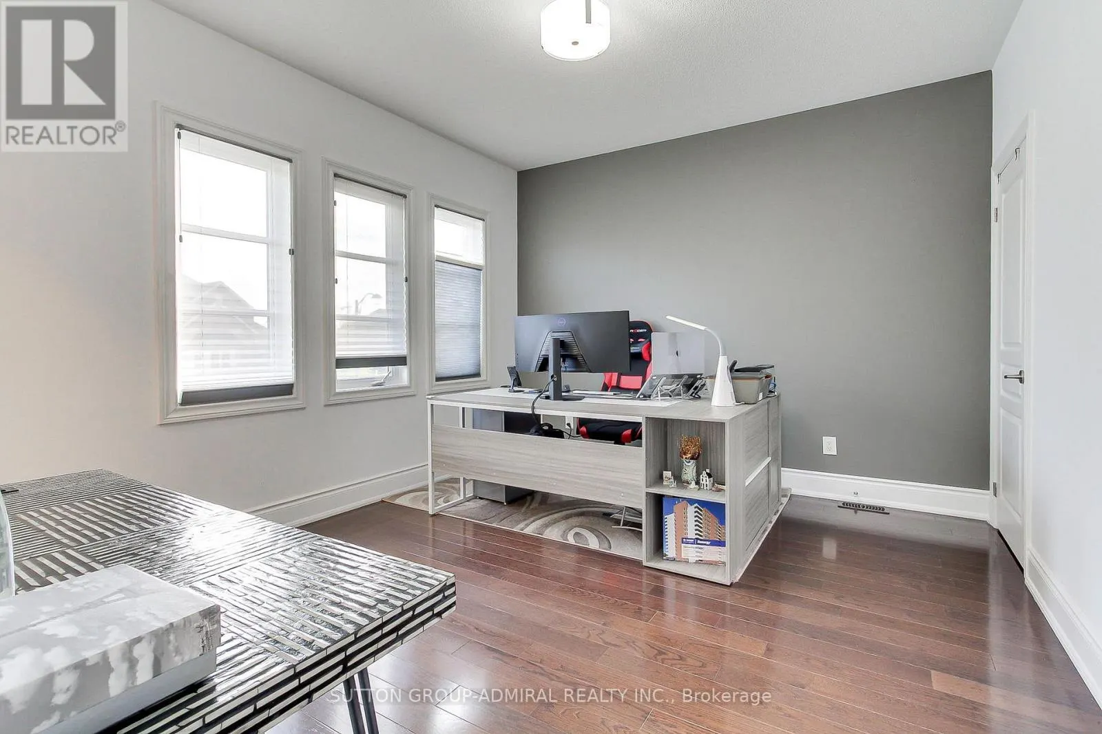 8 AEGIS DRIVE