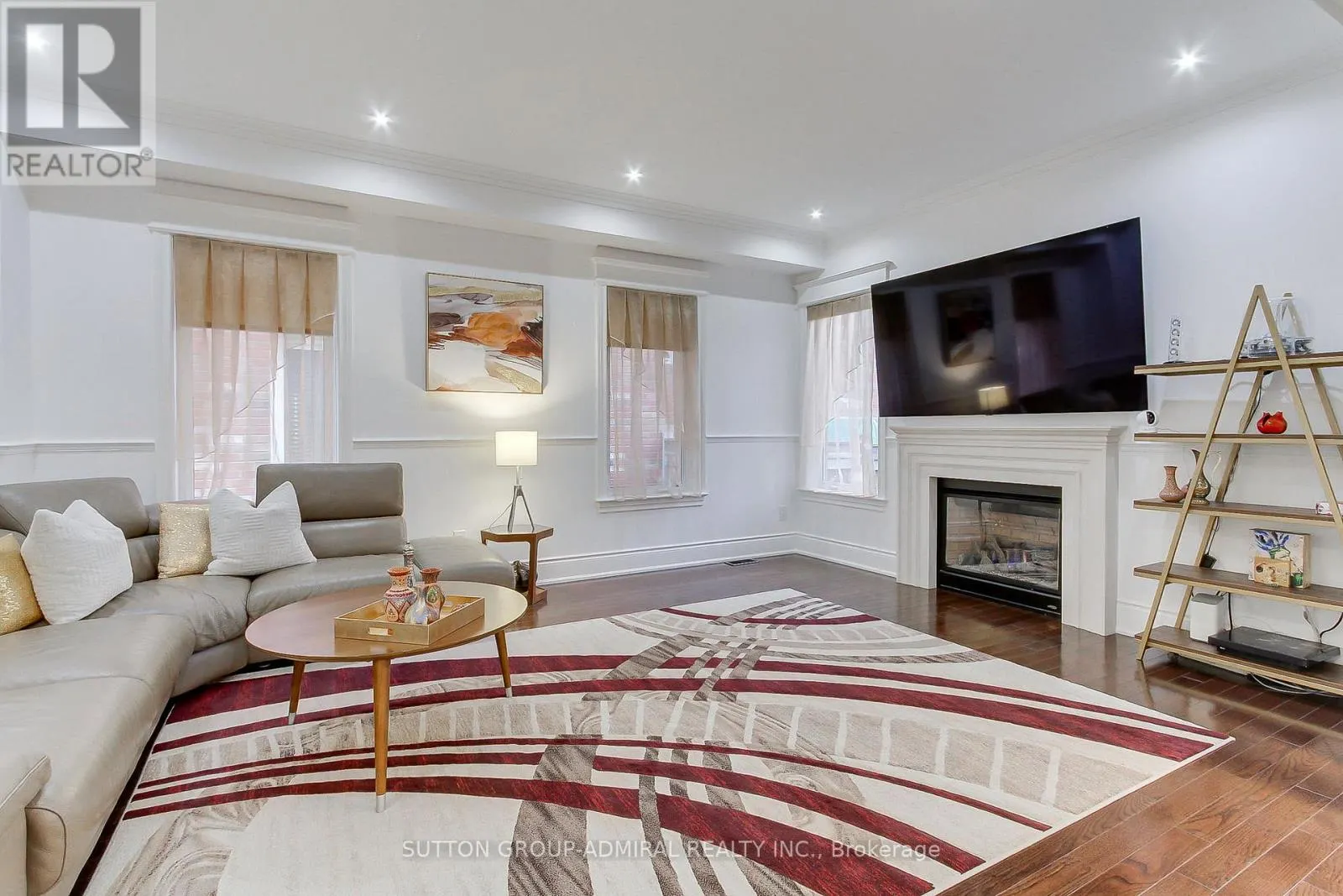 8 AEGIS DRIVE