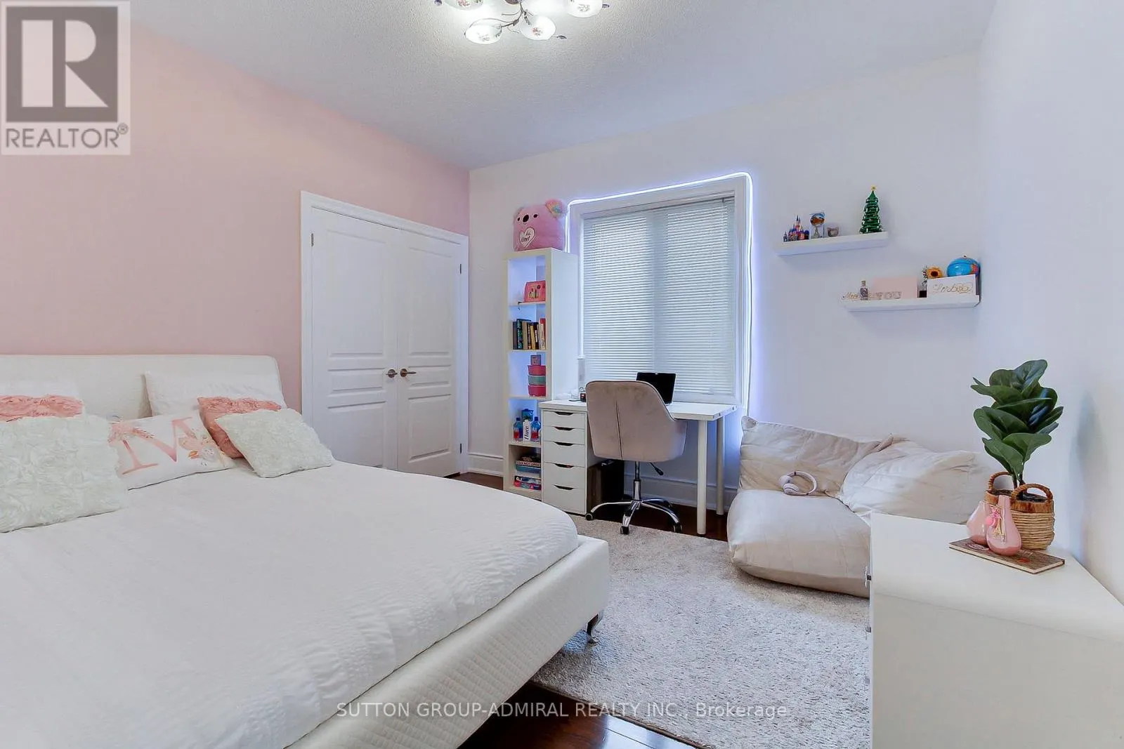 8 AEGIS DRIVE