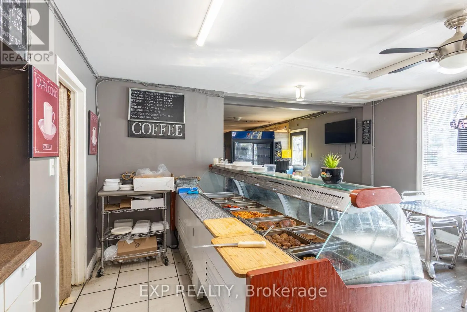 104 & 105 - 928 LAKE DRIVE E