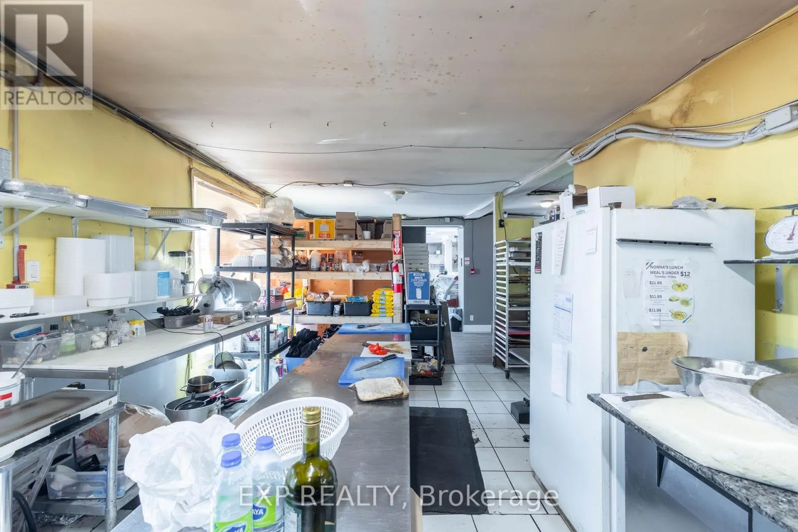 104 & 105 - 928 LAKE DRIVE E