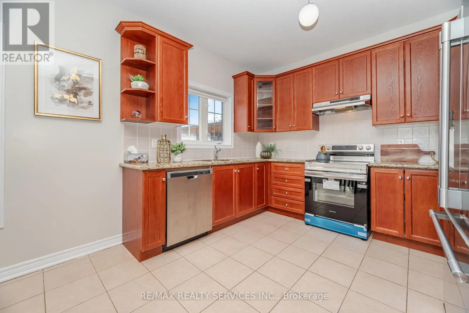 71 IVY GLEN DRIVE