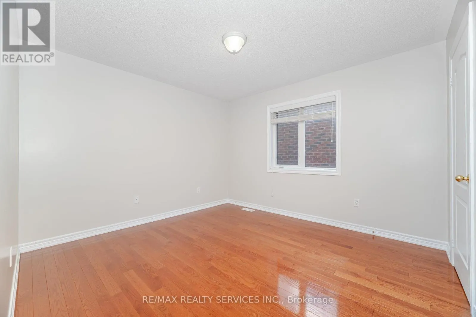 71 IVY GLEN DRIVE