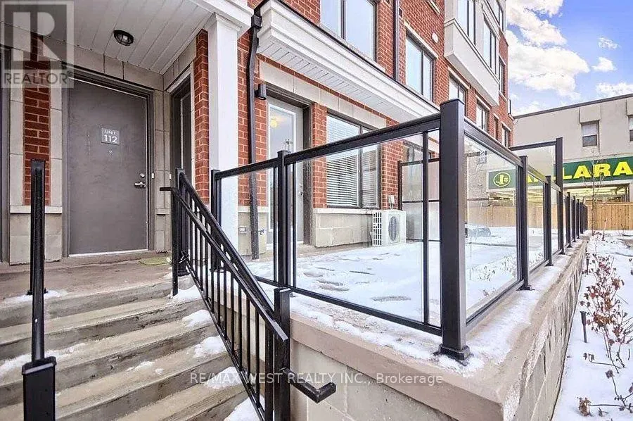 111 - 600 ALEX GARDNER CIRCLE