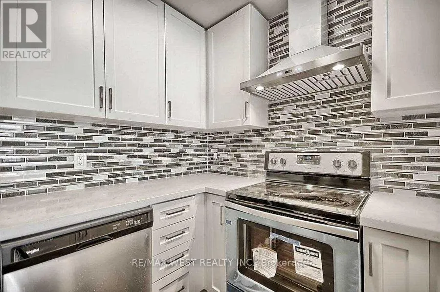 111 - 600 ALEX GARDNER CIRCLE
