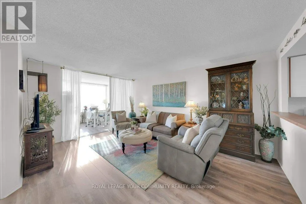 1407 - 33 WELDRICK ROAD E