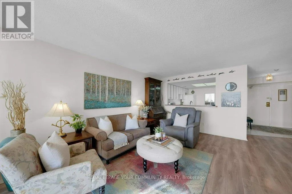 1407 - 33 WELDRICK ROAD E