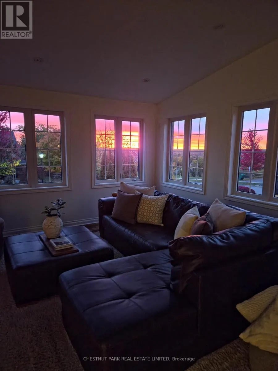4 GALLOWAY CRESCENT