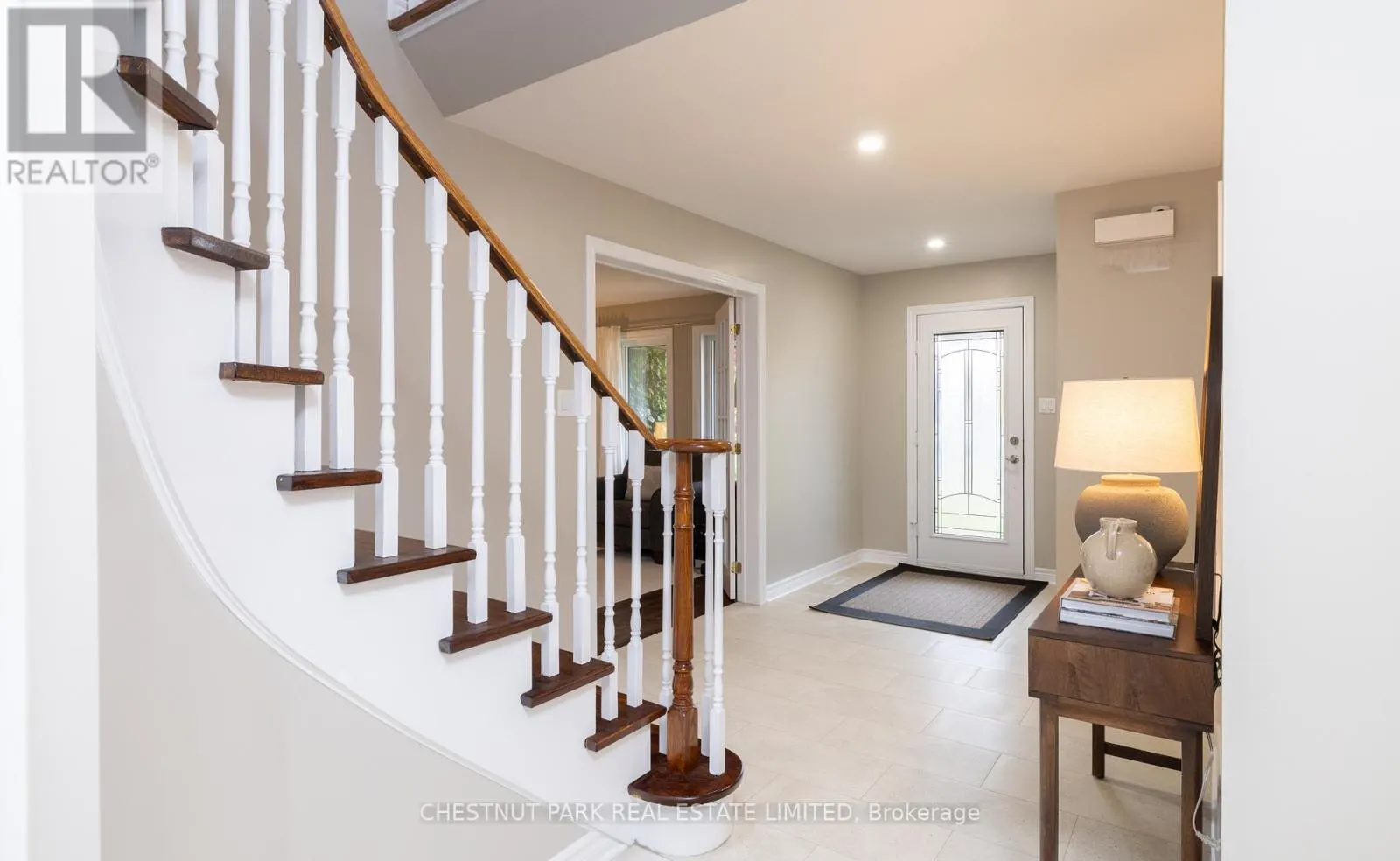 4 GALLOWAY CRESCENT
