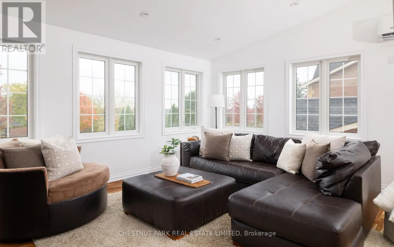 4 GALLOWAY CRESCENT