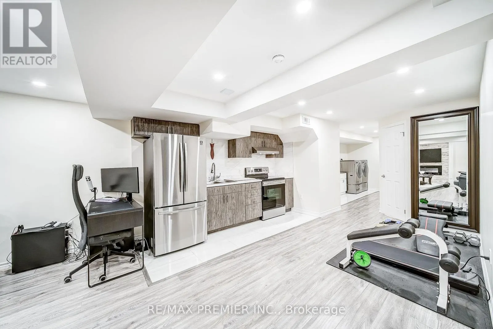22 CANVASBACK DRIVE