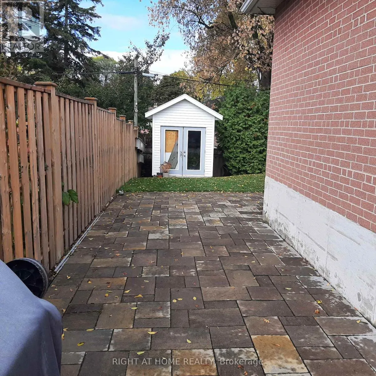 32 DAVIS ROAD
