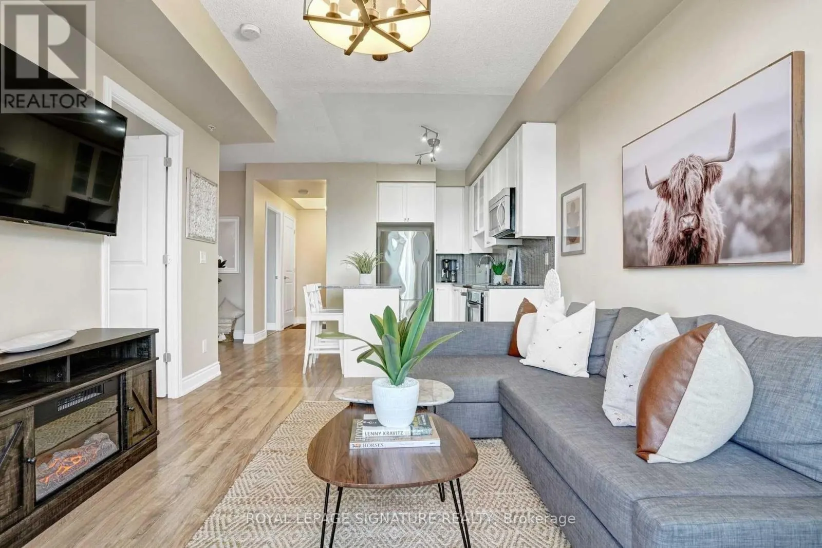 306A - 9088 YONGE STREET