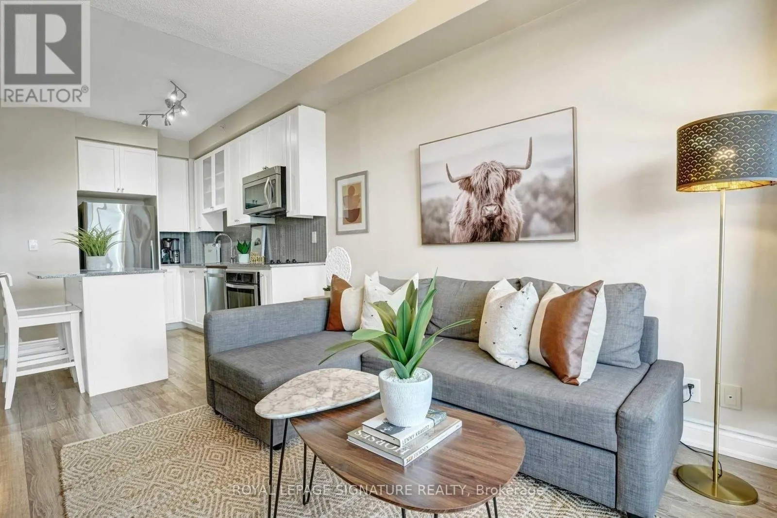 306A - 9088 YONGE STREET
