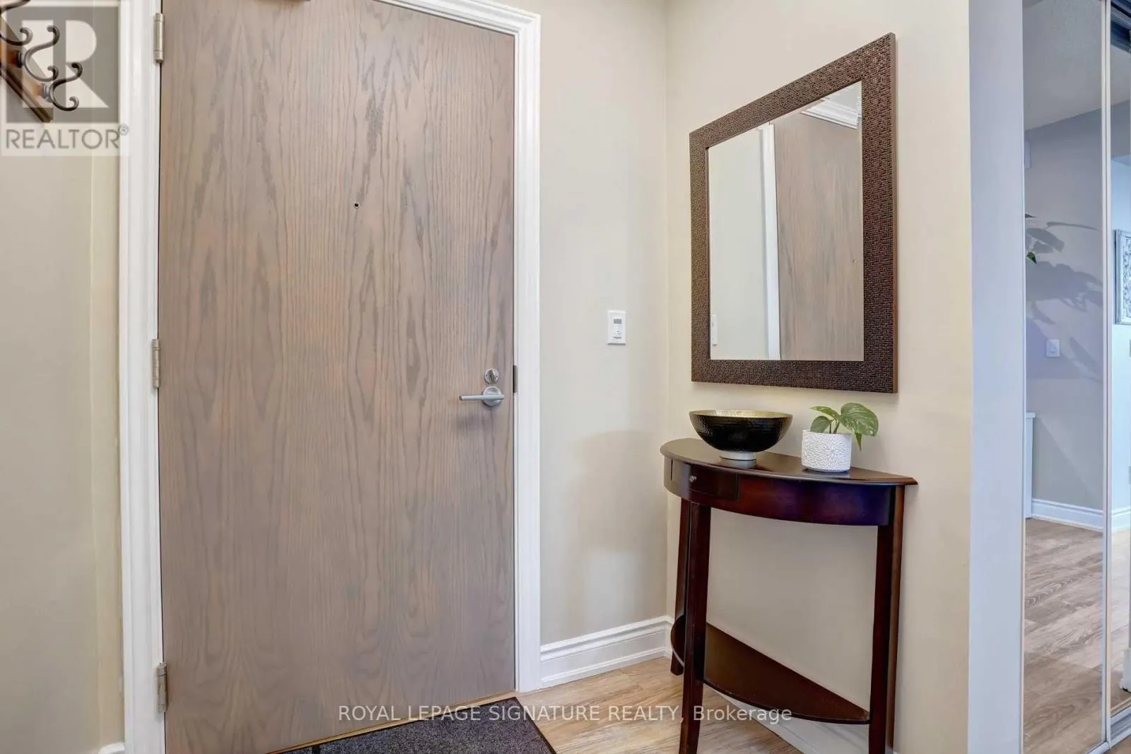 306A - 9088 YONGE STREET