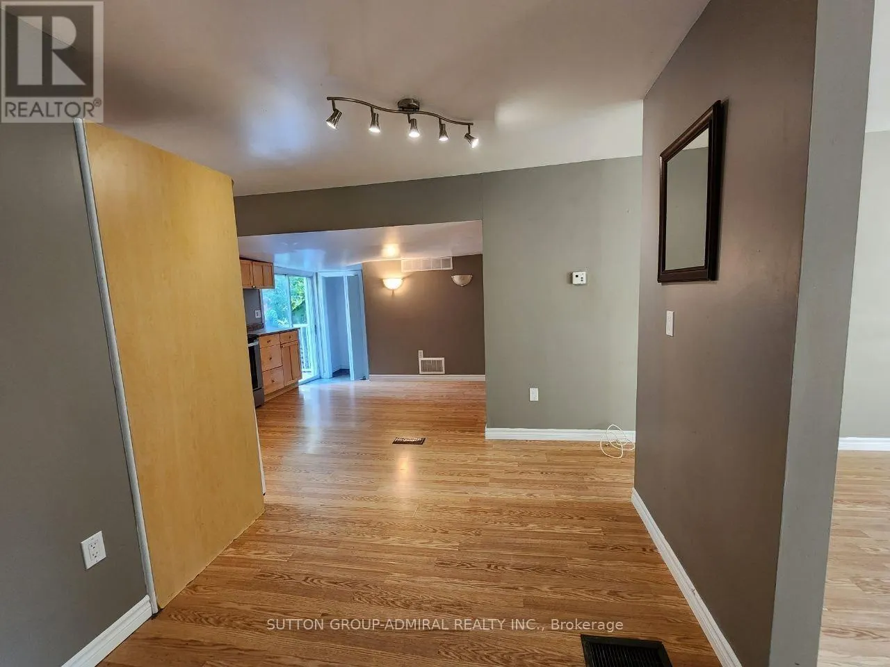 141 SILAS BOULEVARD