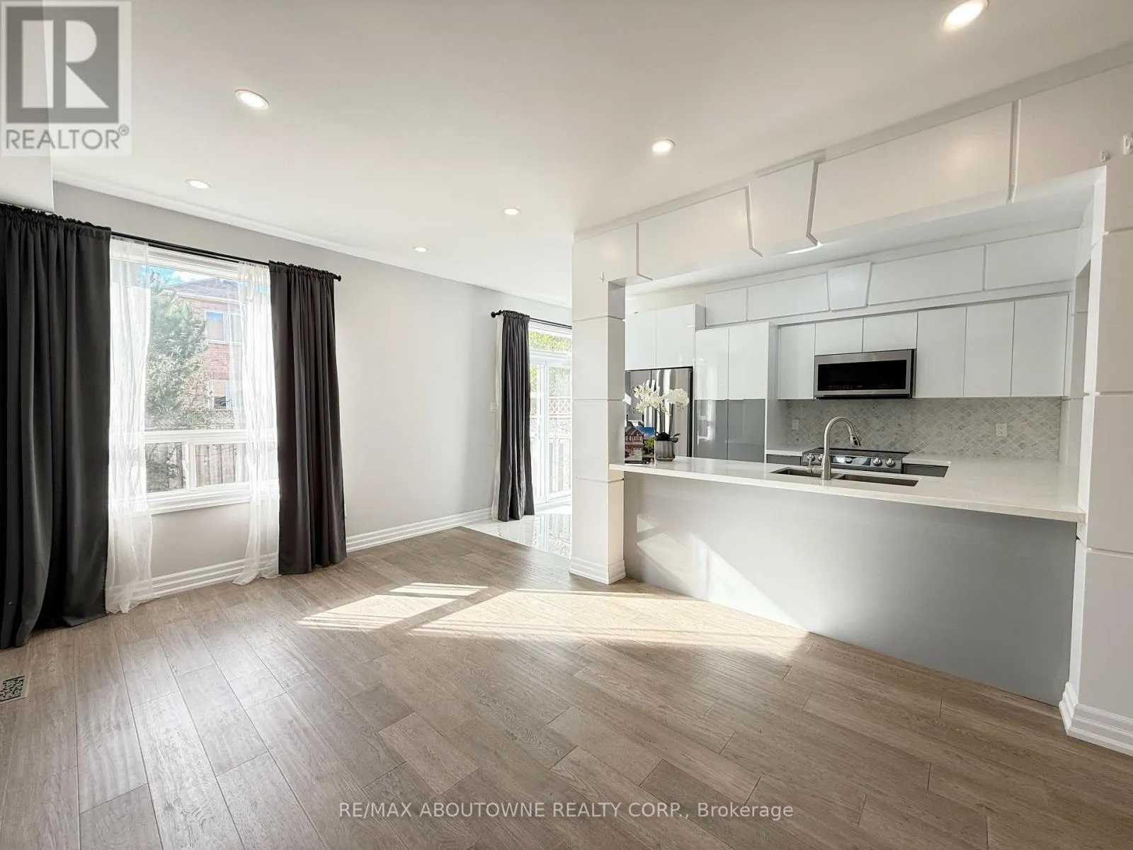 44 CRADDOCK STREET