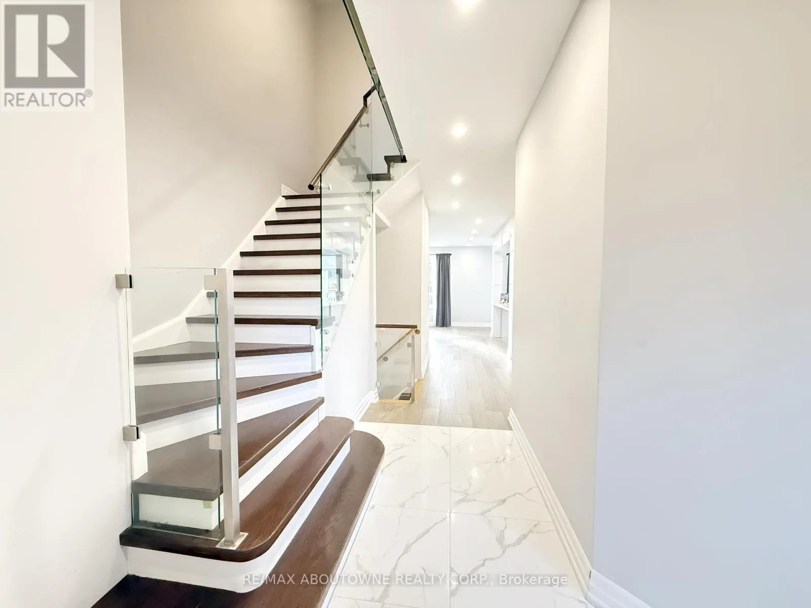 44 CRADDOCK STREET