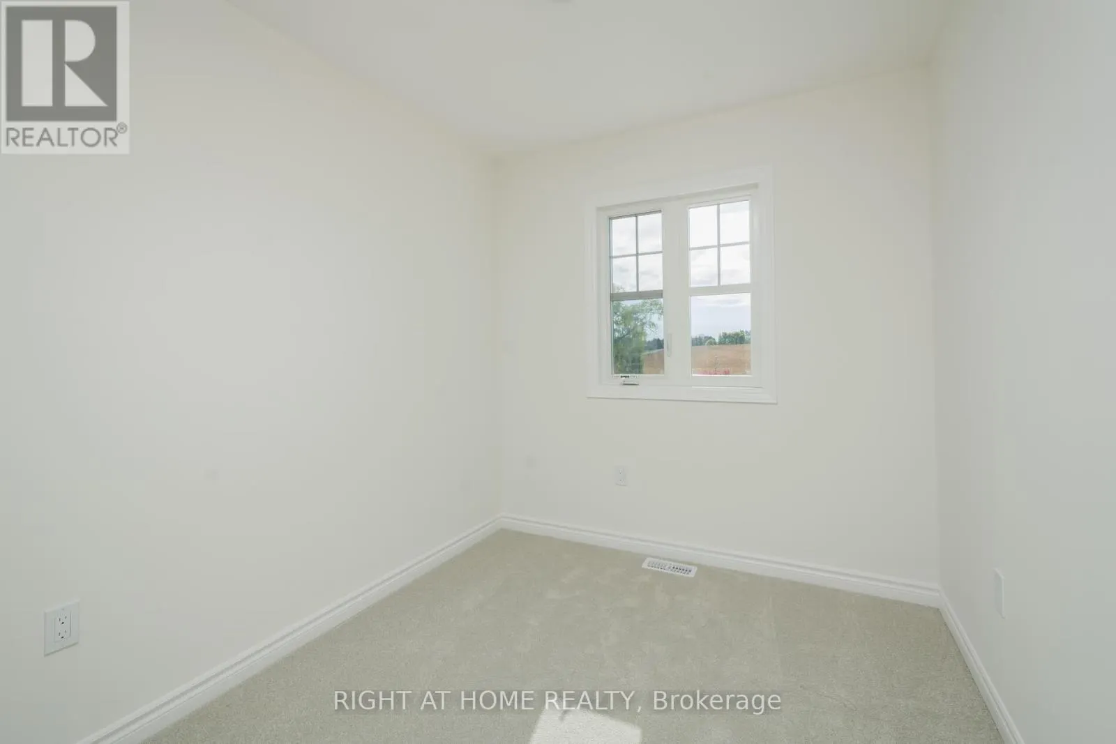 19 RAVENSCRAIG PLACE