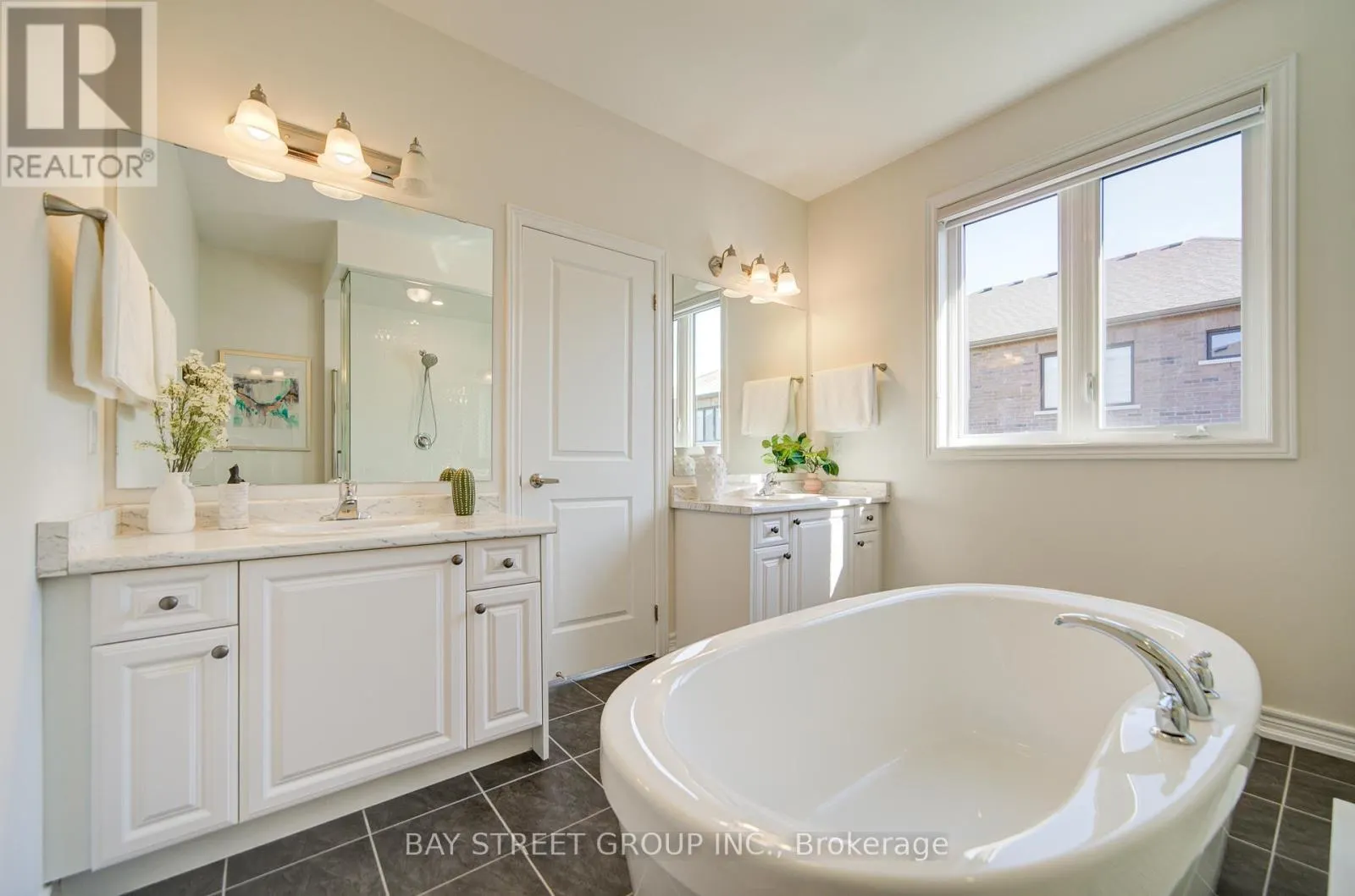 87 MCCAGUE AVENUE
