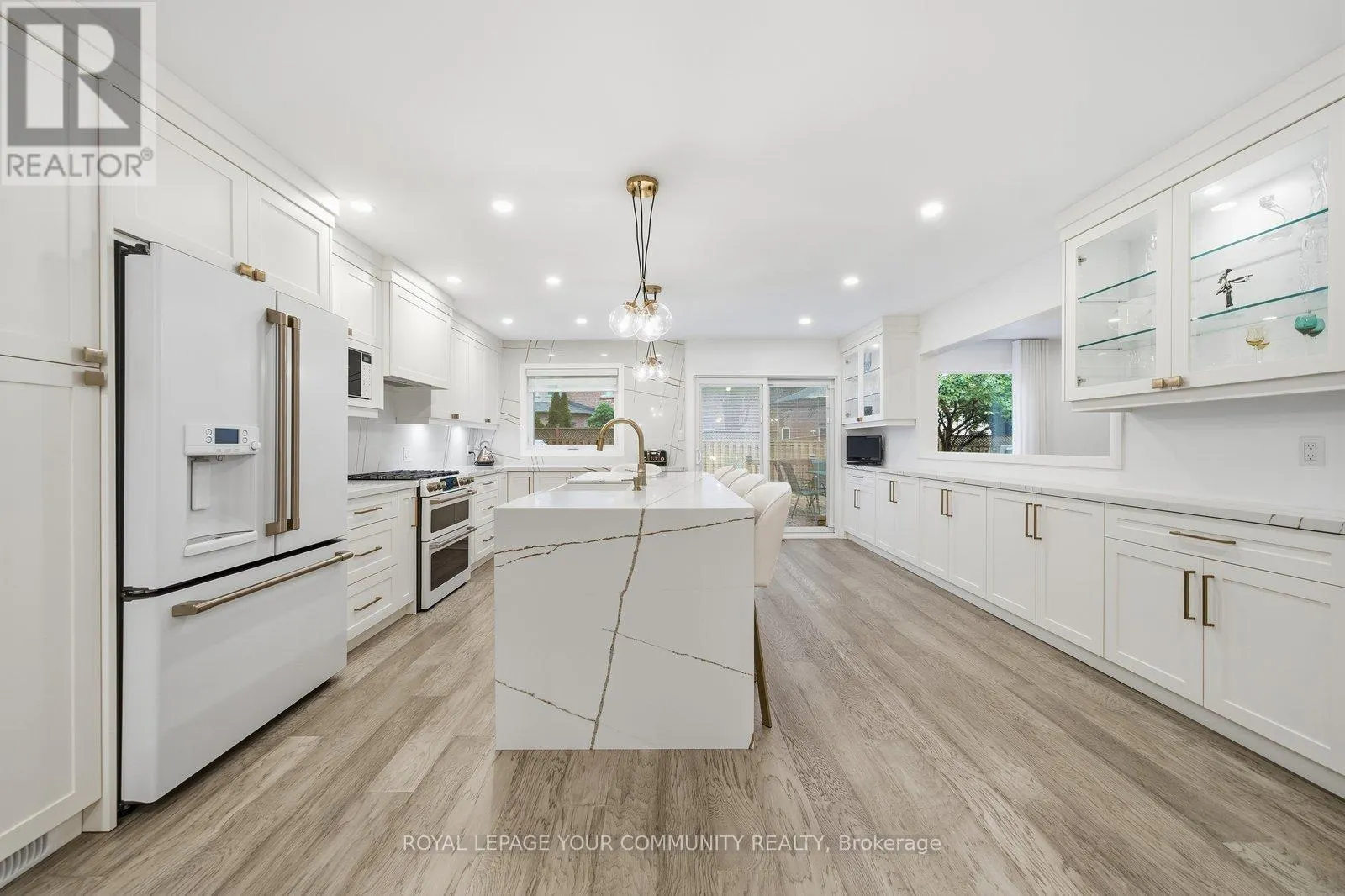 15 REDONDO DRIVE