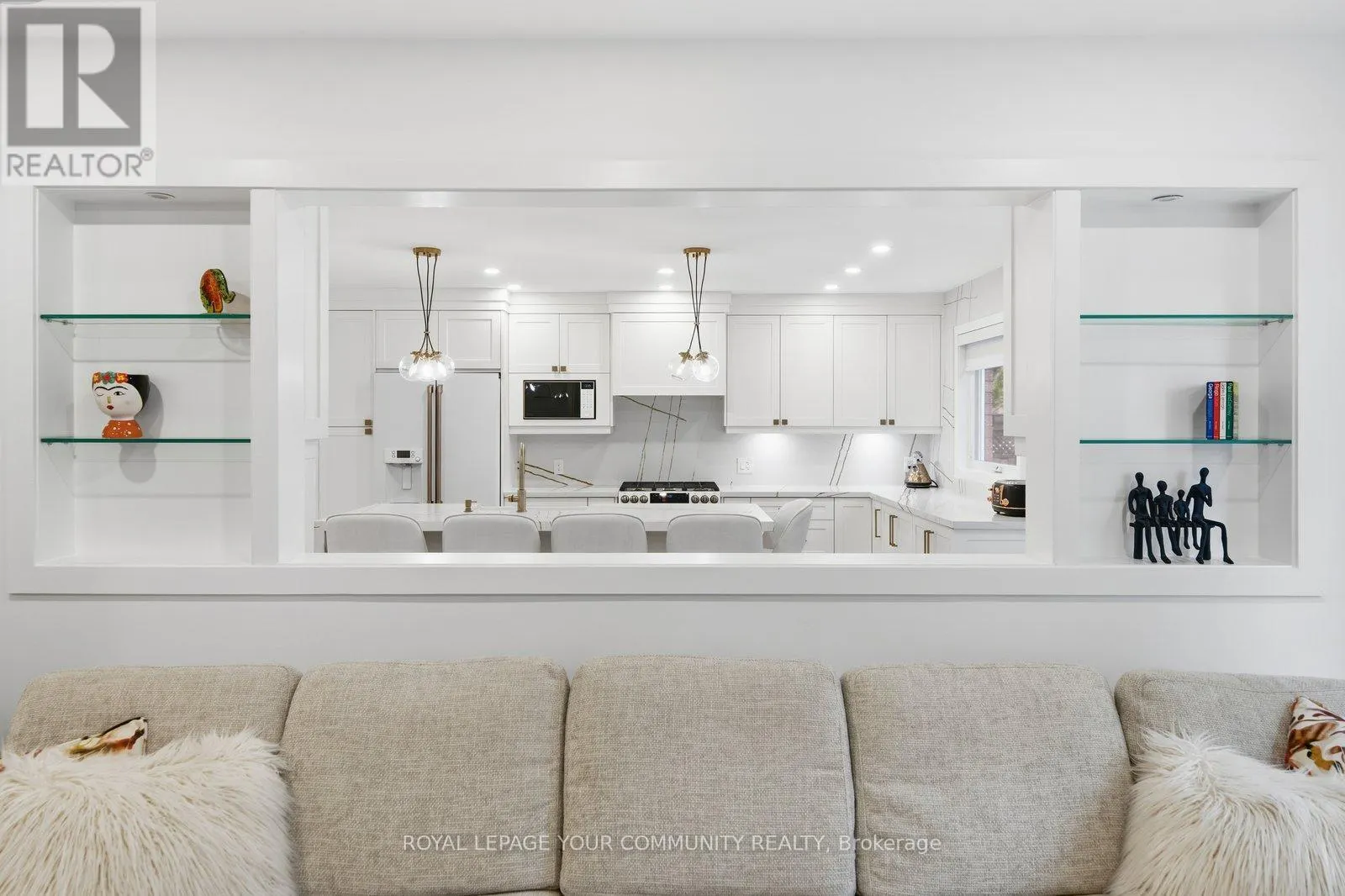 15 REDONDO DRIVE