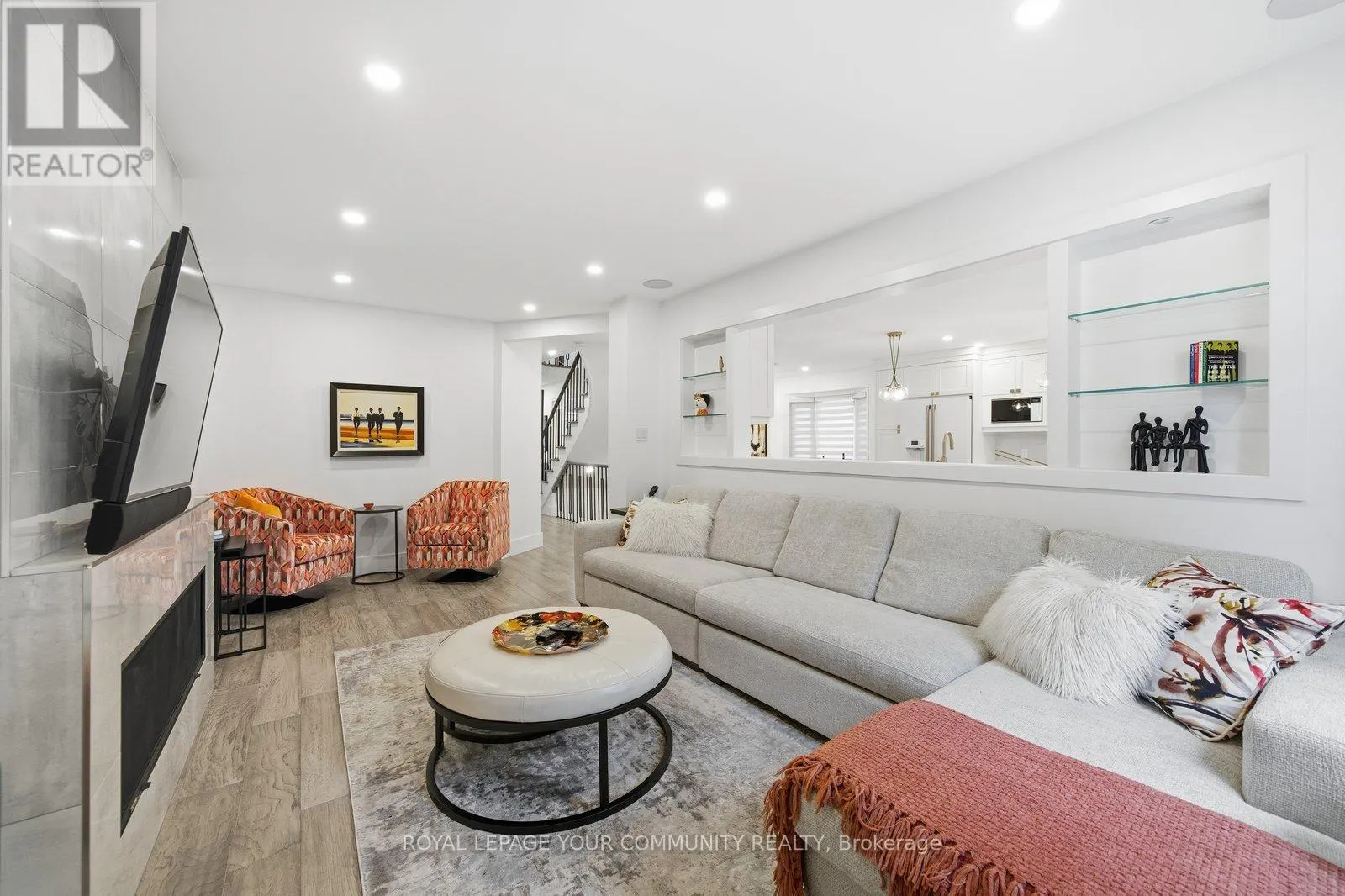 15 REDONDO DRIVE