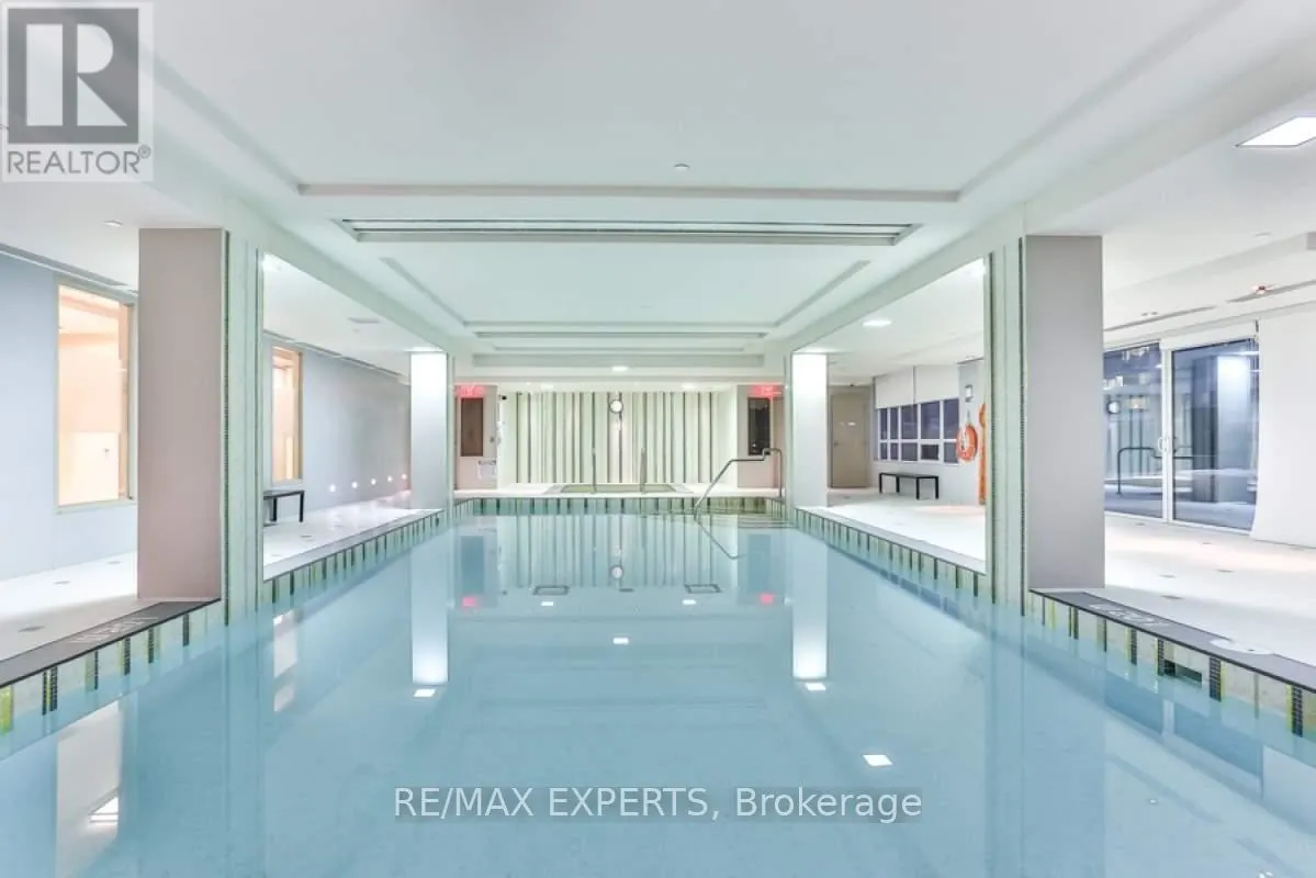 2433 - 7161 YONGE STREET