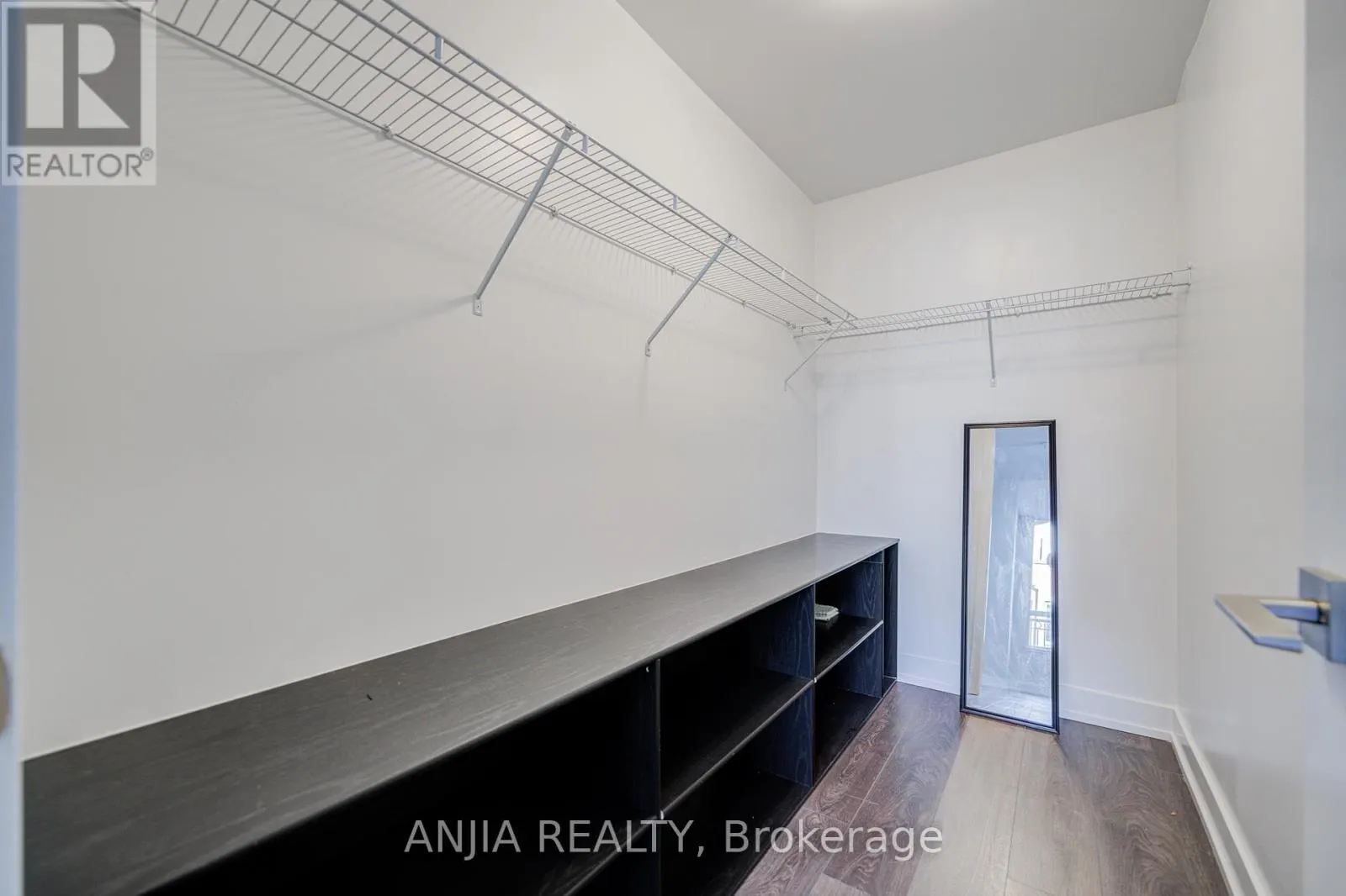 219W - 268 BUCHANAN DRIVE