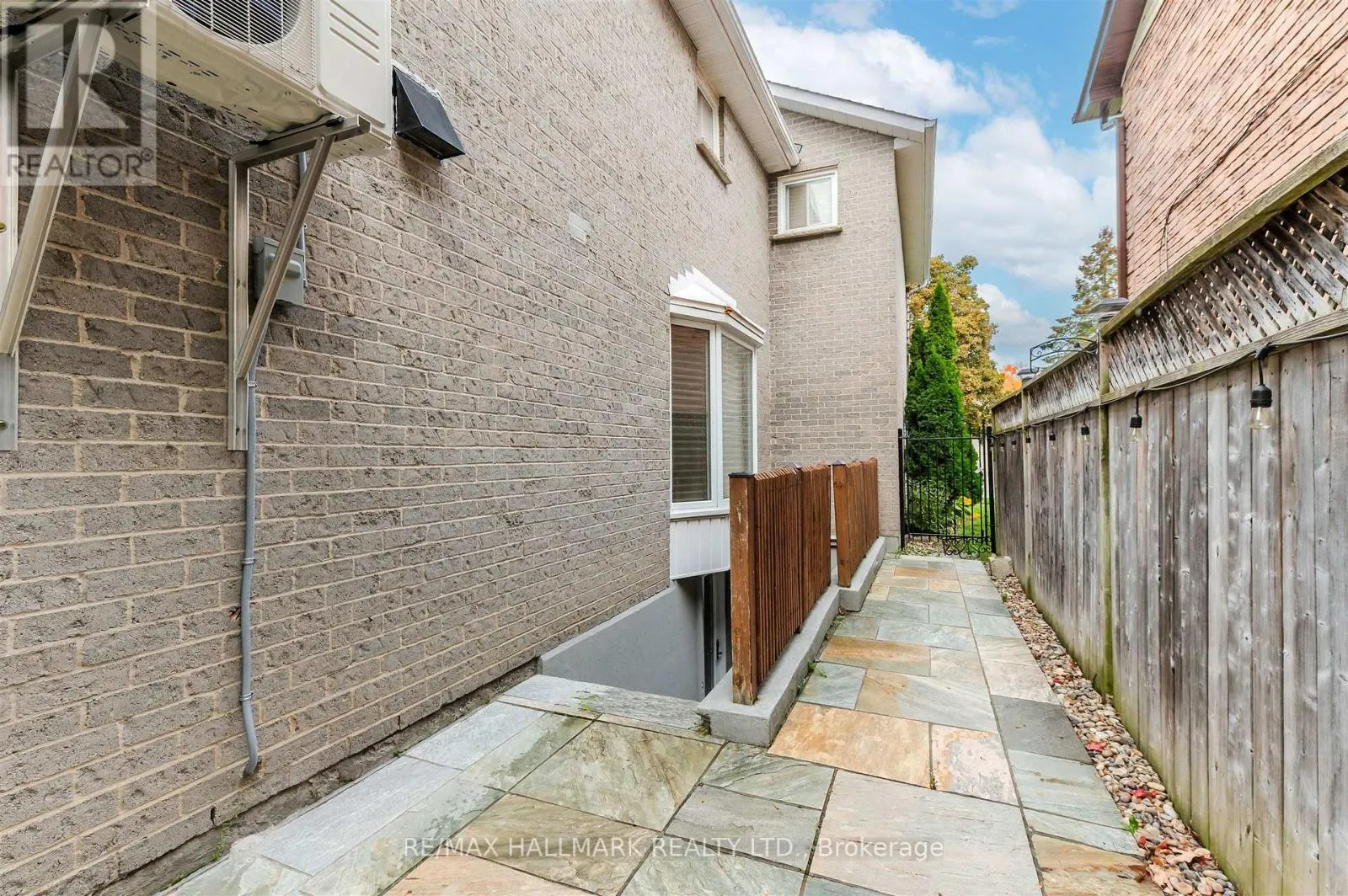 145 OLD SURREY LANE