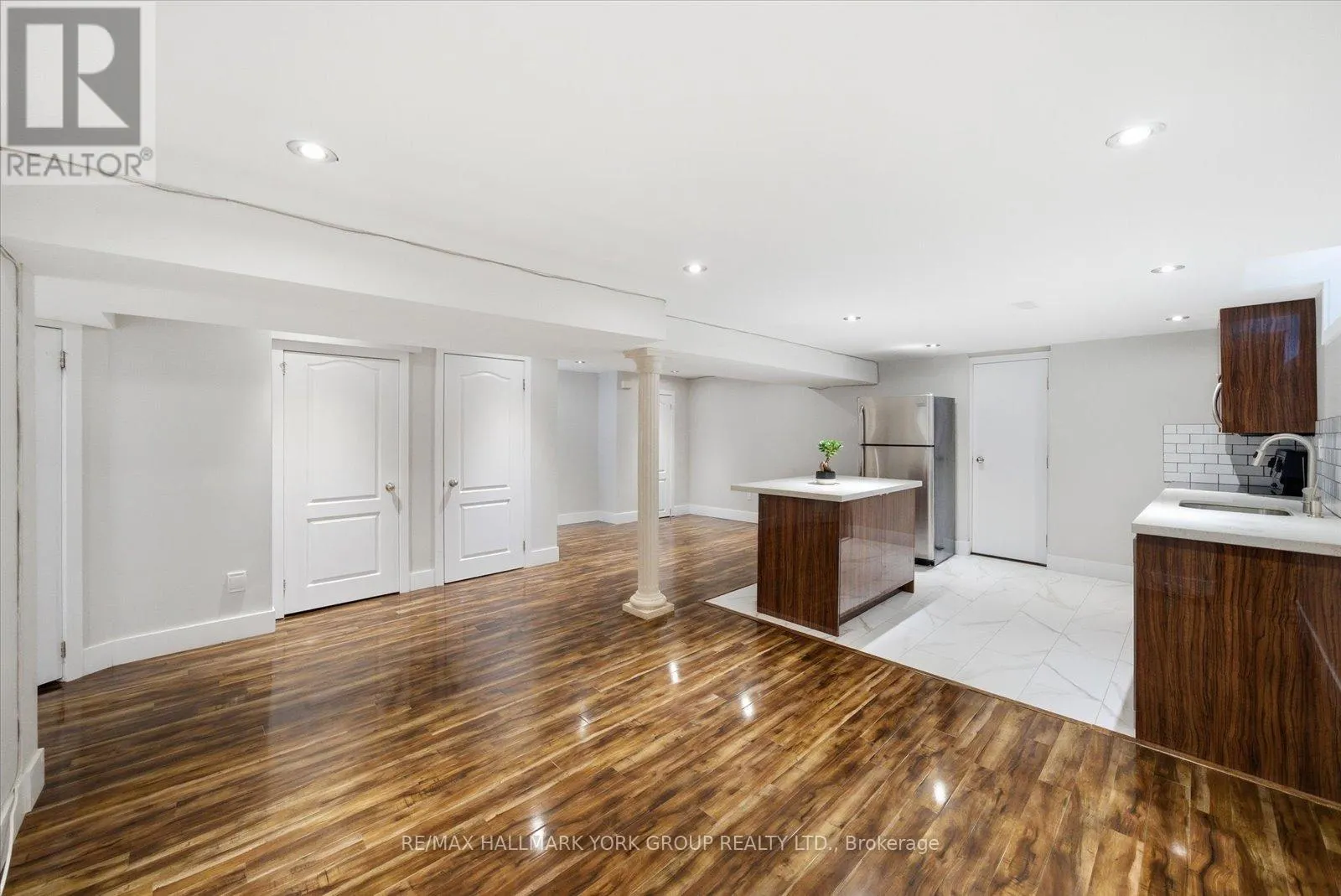 234 BILLINGS CRESCENT